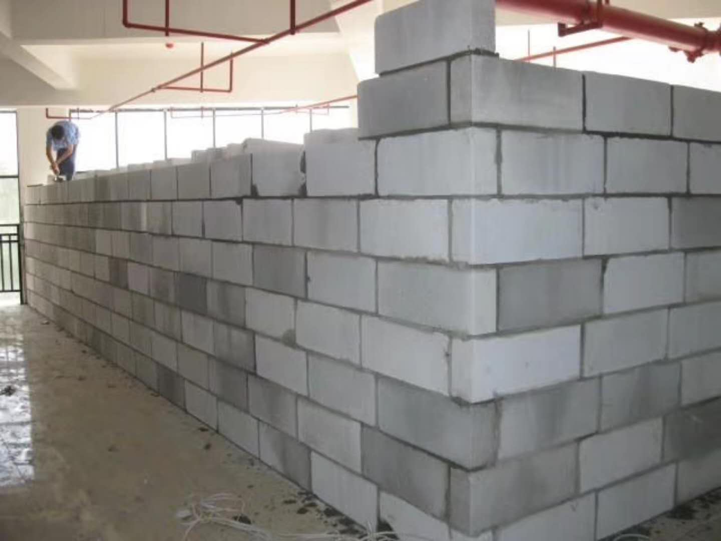 武乡蒸压加气混凝土砌块承重墙静力和抗震性能的研究